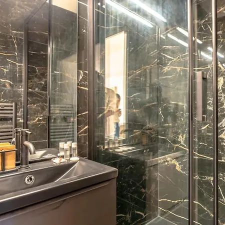 Roussel L Bright & Ac L Shellter Appartement Saint-Tropez