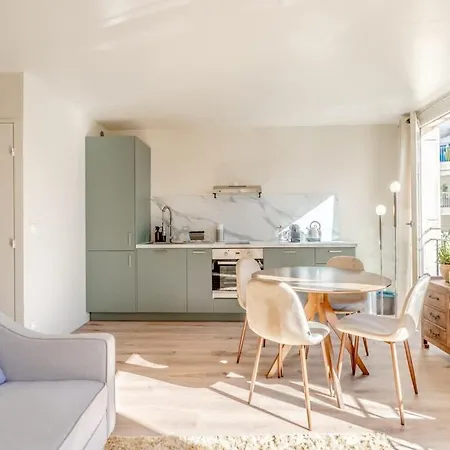 Comfortable In The Center Of St-tropez Apartment *